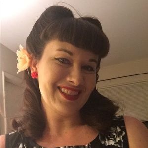 Meet your Posher, Angelique